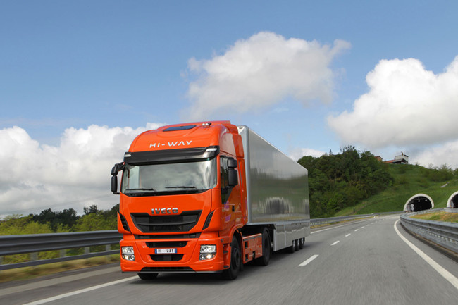 nuovo-iveco-stralis-hi-way_5020